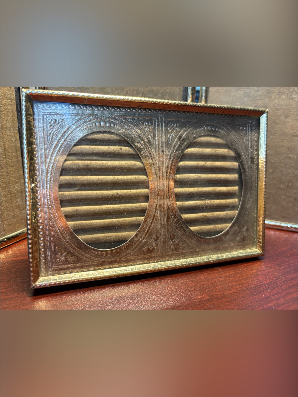 Antique-Style Double Oval Photo Frame in Aged Brass Finish